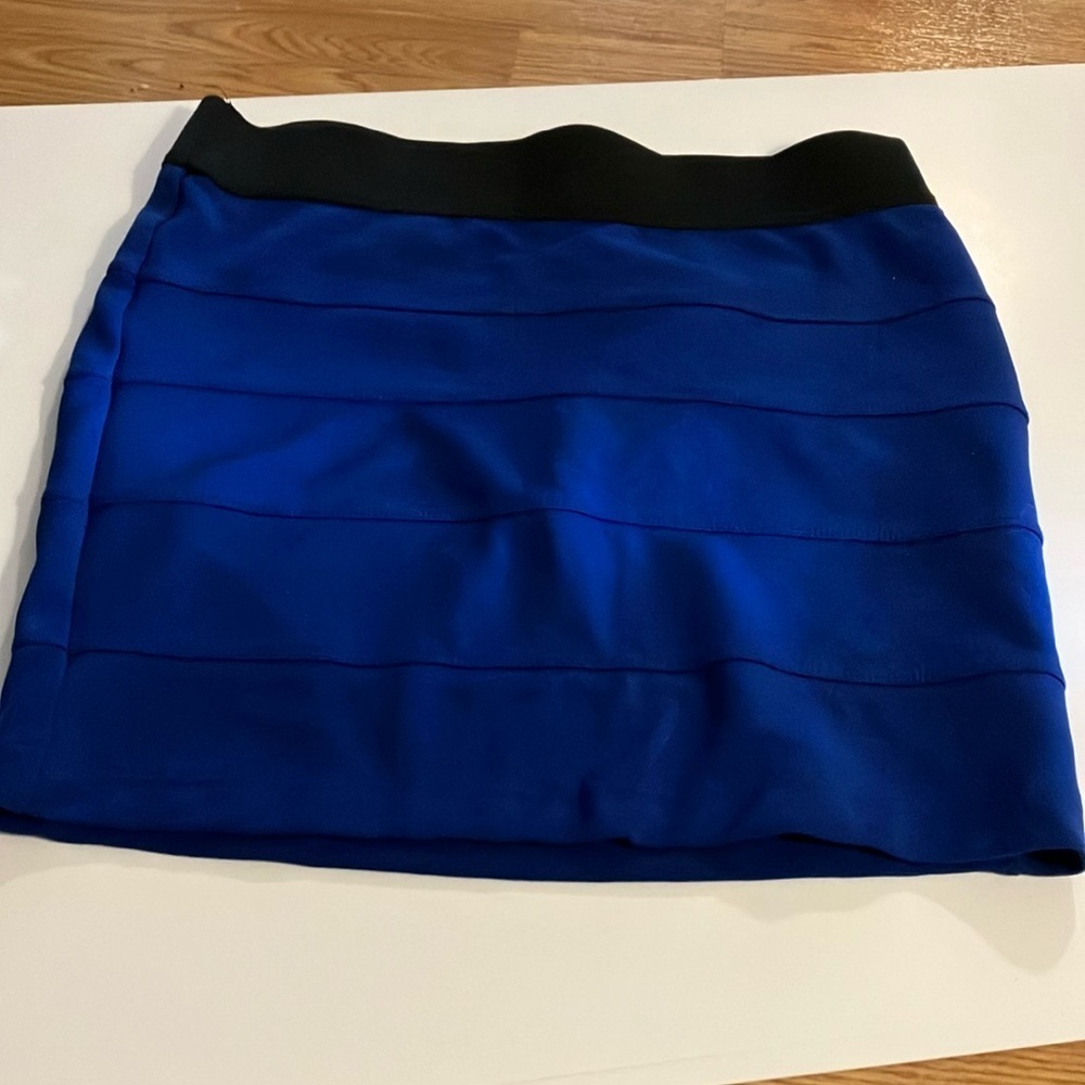 Women’s Stooshy Mini Blue & Black Mini Skirt Sz L. GUC